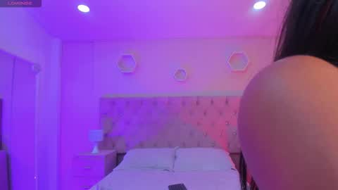 Agatha online show from November 23, 5:05 am