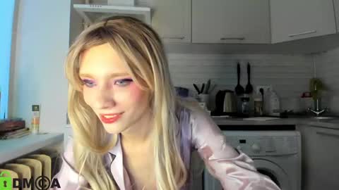 Snapshot of _alice_kitty chatting on January 14, 1:06 pm Gaylord online show from January 14, 1:06 pm