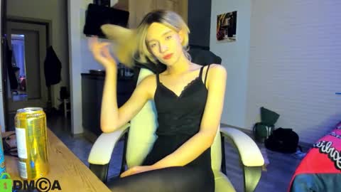 Snapshot of _alice_kitty chatting on October 10, 7:08 pm Gaylord online show from October 10, 7:08 pm