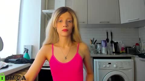 Snapshot of _alice_kitty chatting on February 18, 11:33 am Gaylord online show from February 18, 11:33 am