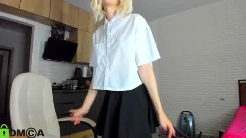 Snapshot of _alice_kitty chatting on September 26, 10:12 am Gaylord online show from September 26, 10:12 am