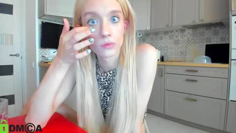 Snapshot of _alice_kitty chatting on September 10, 2:51 pm Gaylord online show from September 10, 2:51 pm