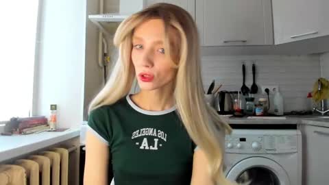 Snapshot of _alice_kitty chatting on January 16, 10:10 am Gaylord online show from January 16, 10:10 am