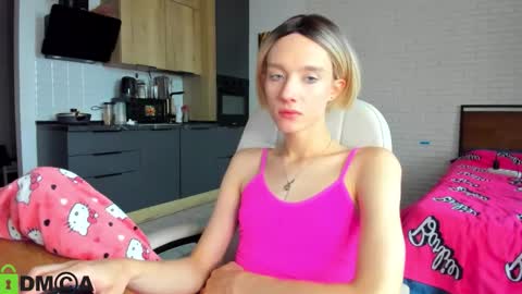 Snapshot of _alice_kitty chatting on October 6, 7:37 am Gaylord online show from October 6, 7:37 am