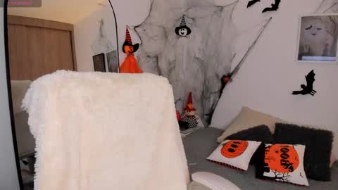 _allisongomez online show from October 6, 2:51 am