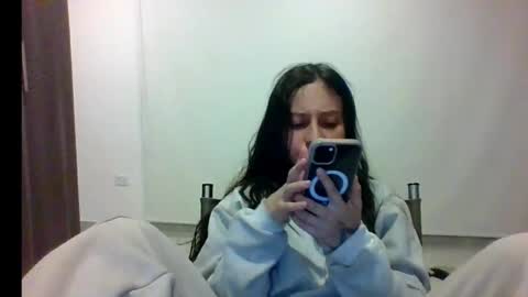 _alyson online show from October 24, 3:18 am