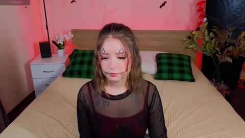 _amelia_shine_ online show from October 16, 10:59 am