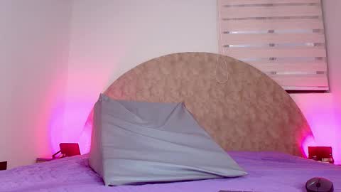 Any online show from November 24, 7:34 pm