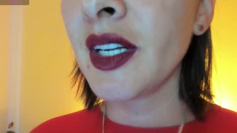 antonia online show from November 18, 9:51 pm