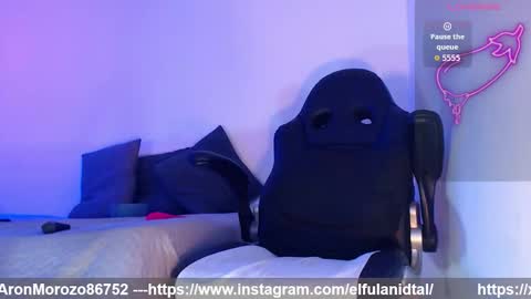 AronM online show from February 26, 10:35 pm