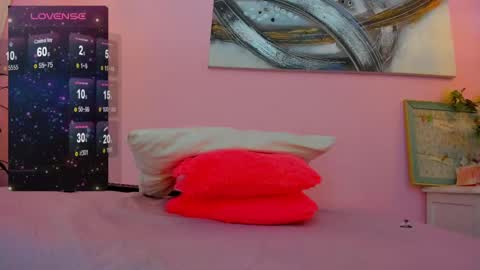 Becky online show from February 12, 8:18 pm