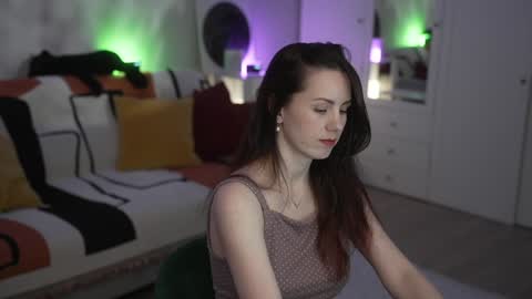 Lili online show from October 1, 11:31 am