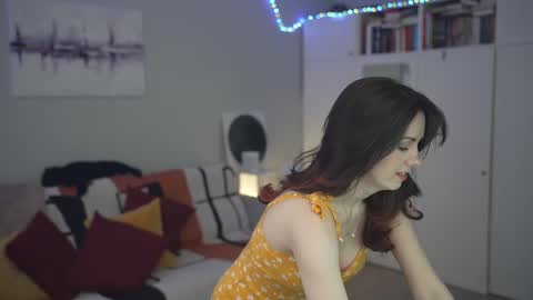 Lili online show from February 27, 10:22 am