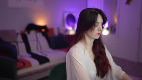 Lili online show from February 8, 5:44 am