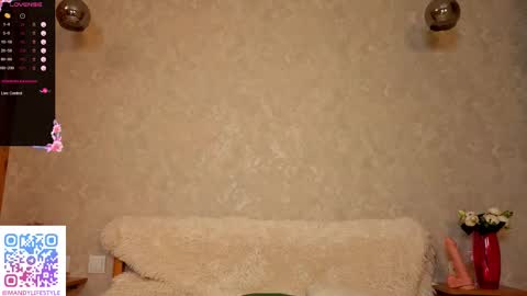 Candy Mandy online show from November 14, 3:42 am