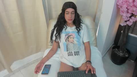 Snapshot of _cat_18 chatting on March 2, 5:14 pm You can Call me Kitty Cat online show from March 2, 5:14 pm