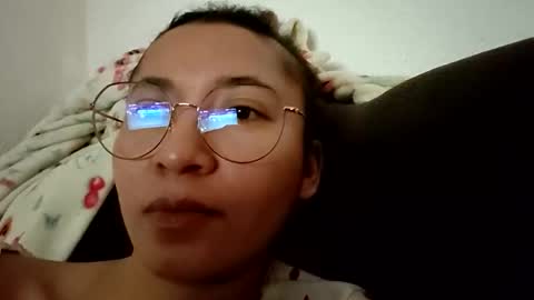 cat online show from December 17, 8:15 pm