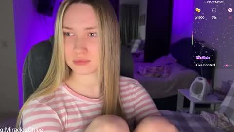 _chloe_miller_ online show from February 11, 2:10 pm