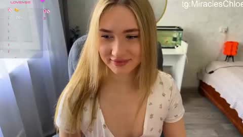 _chloe_miller_ online show from August 9, 8:31 am
