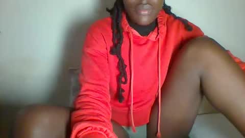 clara online show from March 10, 8:06 am