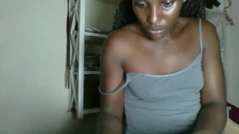 clara online show from March 31, 12:27 pm