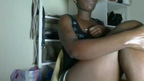 clara online show from April 15, 12:41 pm