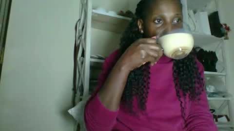 clara online show from March 28, 8:38 am