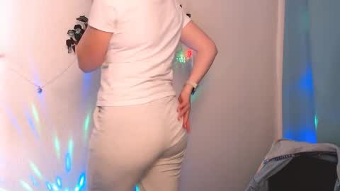 _cutie_and_shy_ online show from May 6, 6:41 am