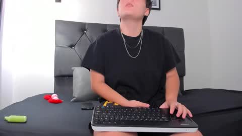 Darcy online show from January 12, 12:45 pm