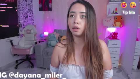 Snapshot of _dayana_miler chatting on October 21, 4:21 pm IG Dayana miler online show from October 21, 4:21 pm