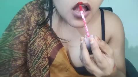 _dreamgirl_0 online show from April 6, 10:05 am