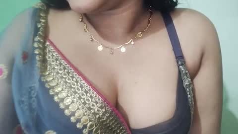 _dreamgirl_0 online show from March 1, 11:42 pm