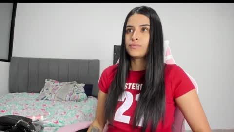 _elektrah online show from February 17, 9:43 pm