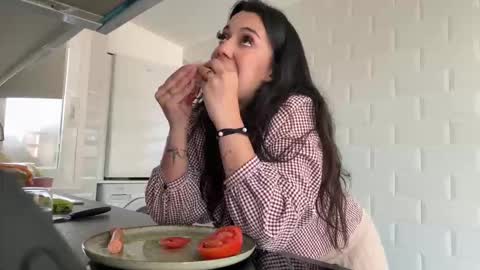  elena barra online show from February 12, 1:47 pm