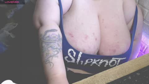 LIsa online show from April 3, 9:49 am