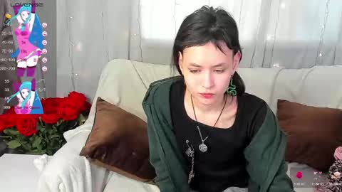 _emily__strike_ online show from March 10, 9:01 am