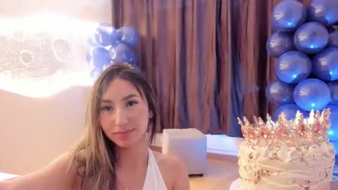 Snapshot of _emmawalka chatting on September 24, 10:27 pm _emmawalka online show from September 24, 10:27 pm