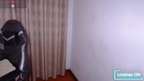 Eva Smith online show from March 13, 2:31 pm