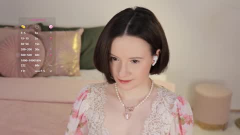 Essie  online show from February 26, 8:39 am