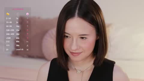 Essie  online show from September 12, 6:32 pm