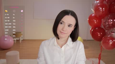 Essie  online show from September 22, 6:23 pm