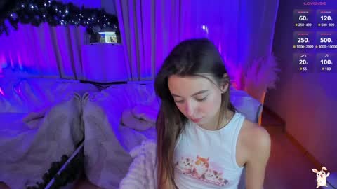 Snapshot of _fluffybunny_ chatting on December 19, 2:24 pm Goldy Grace online show from December 19, 2:24 pm