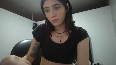 Mia-foster online show from November 15, 9:49 pm