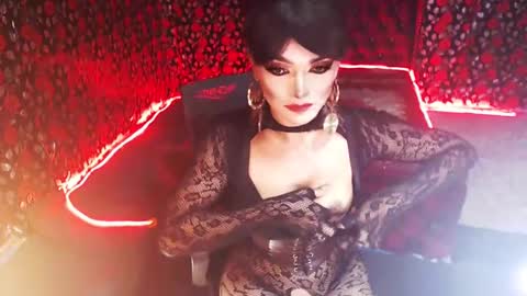 Snapshot of _hailyourqueenx chatting on February 24, 10:47 pm GoDDess  Chloe online show from February 24, 10:47 pm