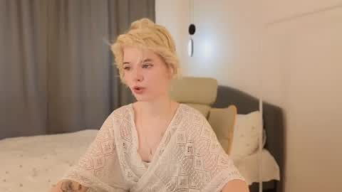 Alisha online show from May 24, 12:23 pm