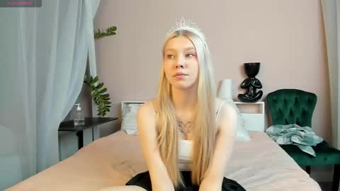 Daisy online show from November 11, 6:59 am