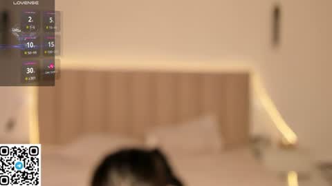 _iris_on_cam_ online show from August 2, 9:38 pm
