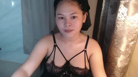 Snapshot of _ishi chatting on October 8, 11:49 am Ishi online show from October 8, 11:49 am