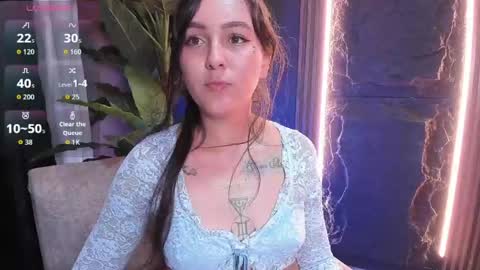 Annie online show from May 20, 8:48 pm