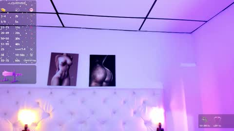 Jasmine online show from November 21, 9:24 pm